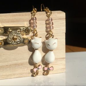 NEW ✨Cat Pink Beaded Handmade Earrings CCO
